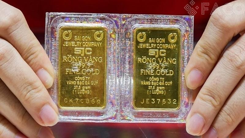Nguyên nhân dẫn đến việc giá vàng tăng kỷ lục 
