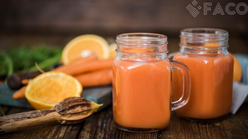 Cam và cà rốt 